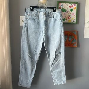 GAP Mom Jean Woman’s High Rise Blue Jeans